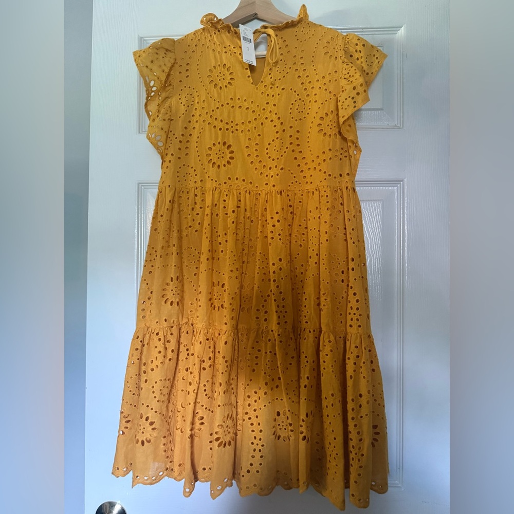 En Saison NWT Yellow eyelet dress. Small. - Picture 3 of 8